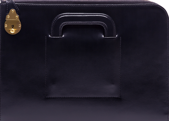 Lightweight and versatile, introducing Ettinger's Bakerloo Zipped Portfolio
